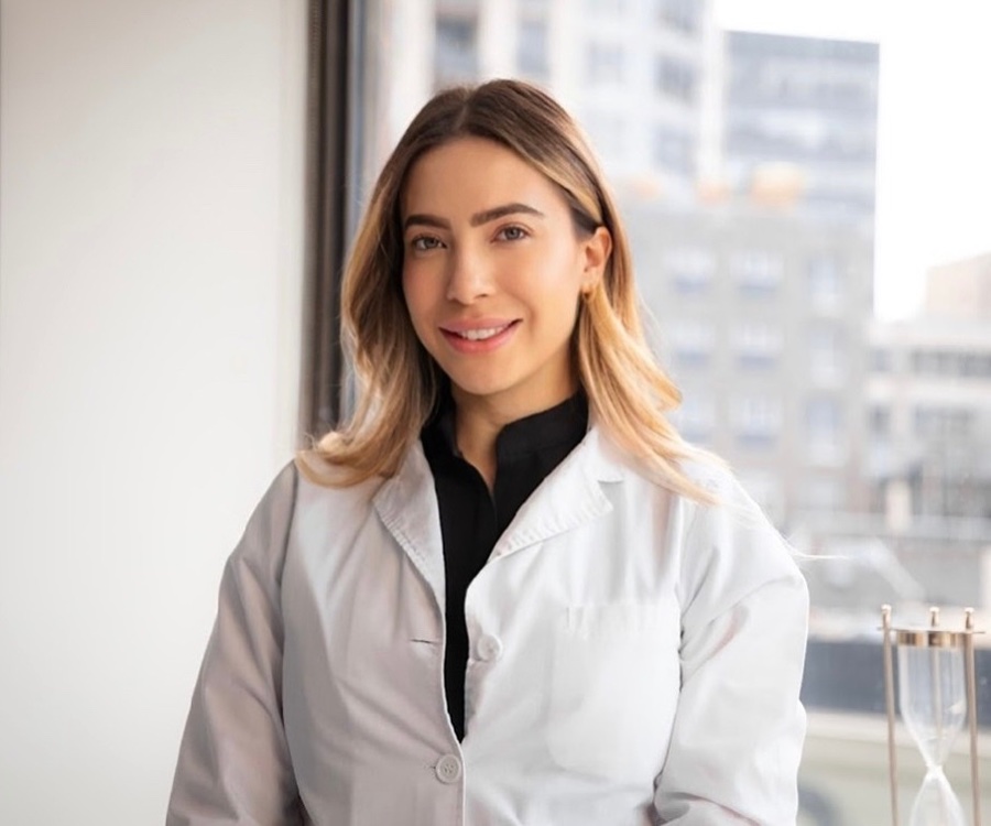 Anna, Registered Nurse at CADMEN Clinic