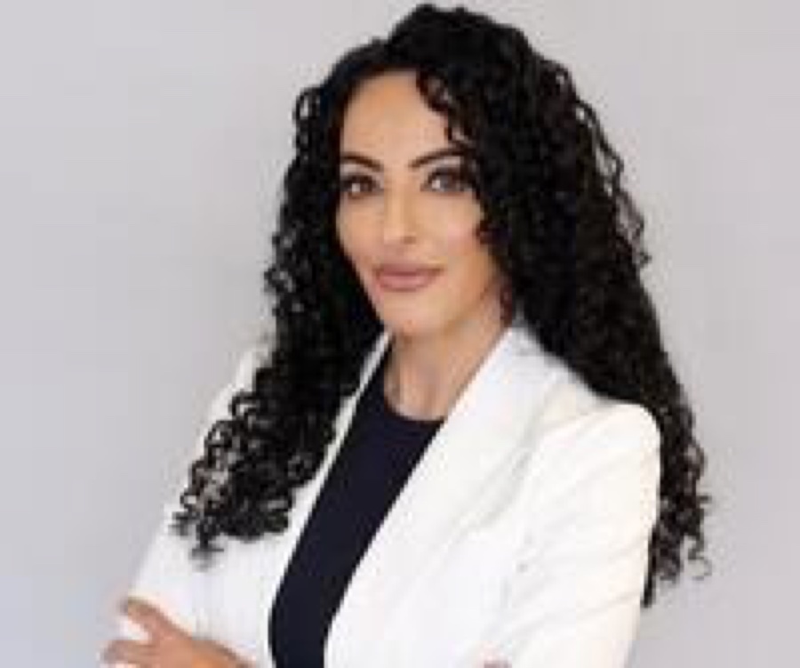 Claudia, Medical Director at CADMEN Clinic